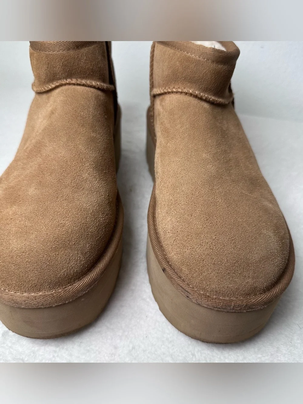 UGG Classic Ultra Mini Platform Chestnut Color Size 8